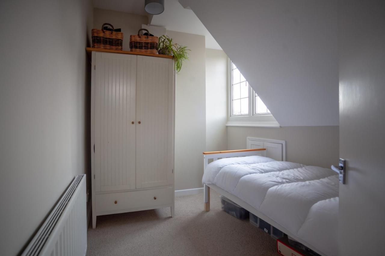 Hereford City - St Owens Terrace - Comfortable & Spacious Well Presented Three Storey House, Perfect For A Weekend Away & Exploring The City On Foot - Hosted By Rentmyhouse 外观 照片