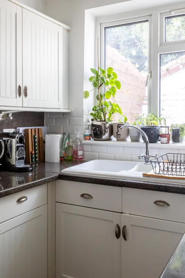 Hereford City - St Owens Terrace - Comfortable & Spacious Well Presented Three Storey House, Perfect For A Weekend Away & Exploring The City On Foot - Hosted By Rentmyhouse 外观 照片