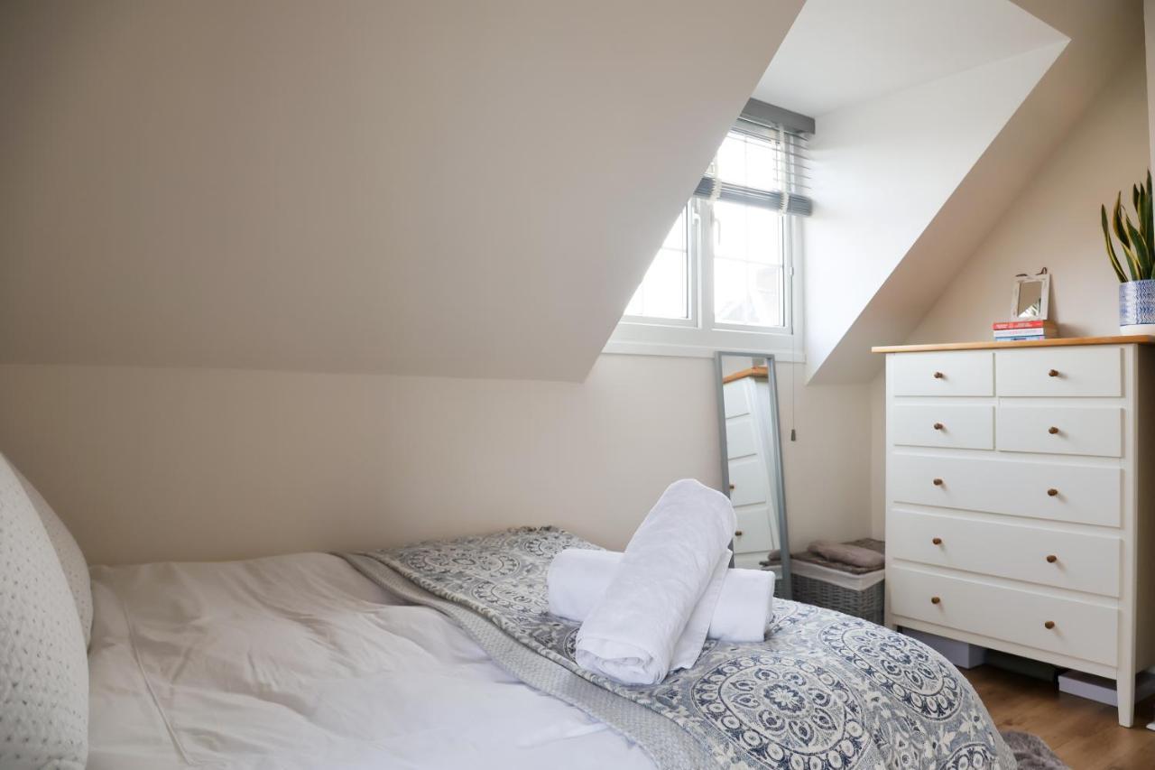 Hereford City - St Owens Terrace - Comfortable & Spacious Well Presented Three Storey House, Perfect For A Weekend Away & Exploring The City On Foot - Hosted By Rentmyhouse 外观 照片