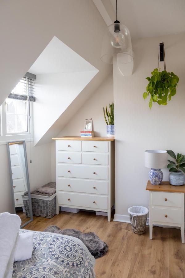 Hereford City - St Owens Terrace - Comfortable & Spacious Well Presented Three Storey House, Perfect For A Weekend Away & Exploring The City On Foot - Hosted By Rentmyhouse 外观 照片